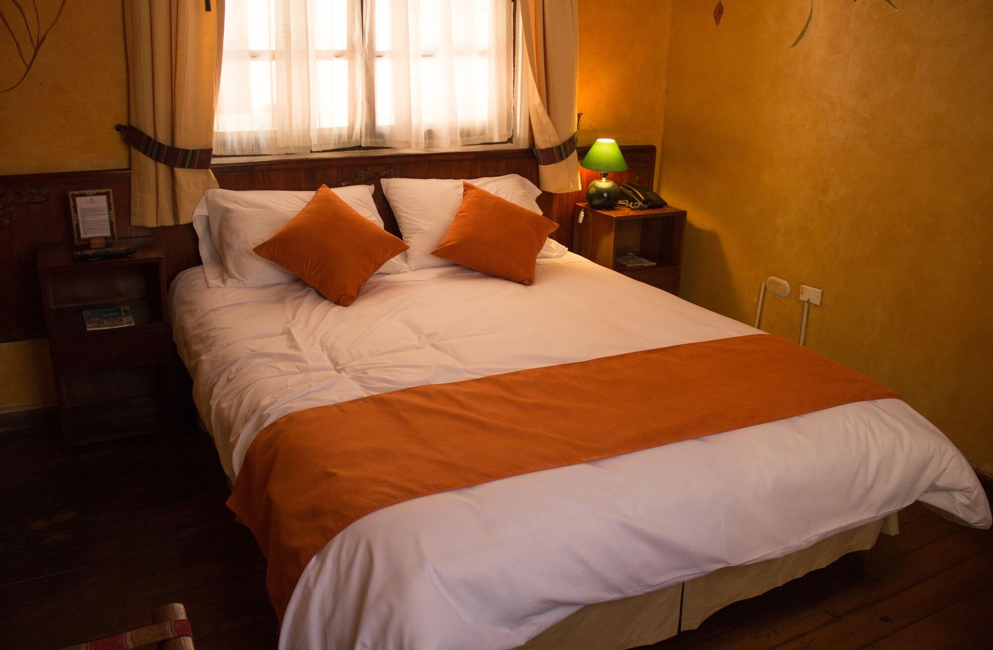 Kituandes Hotel Quito Exterior photo