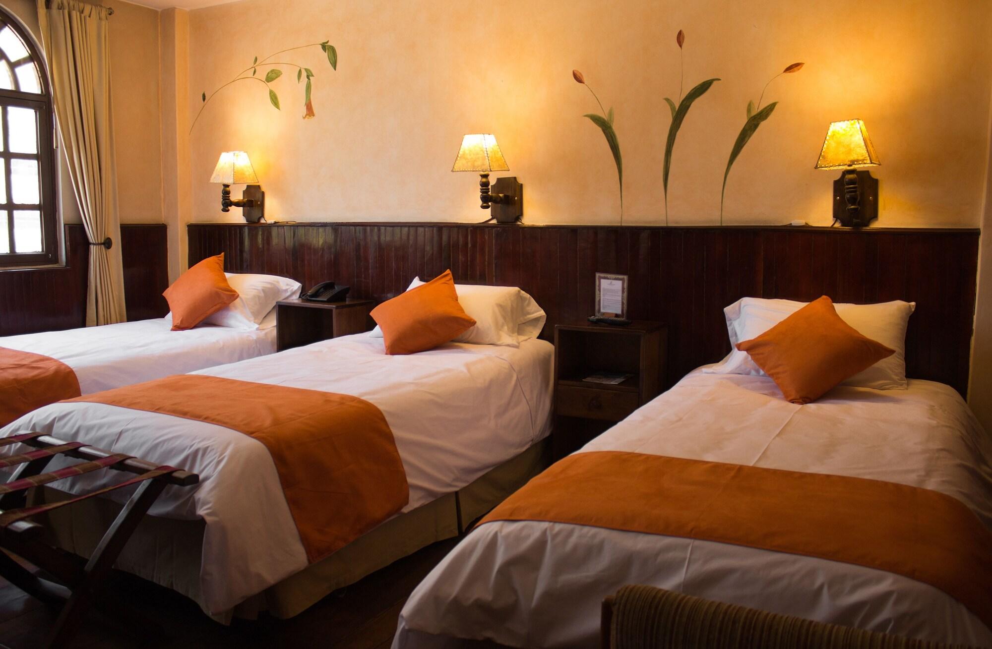 Kituandes Hotel Quito Exterior photo