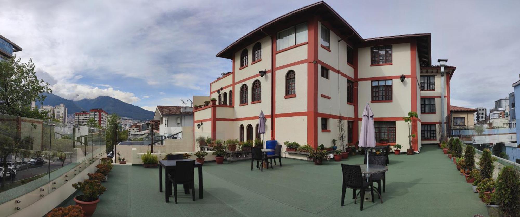 Kituandes Hotel Quito Exterior photo
