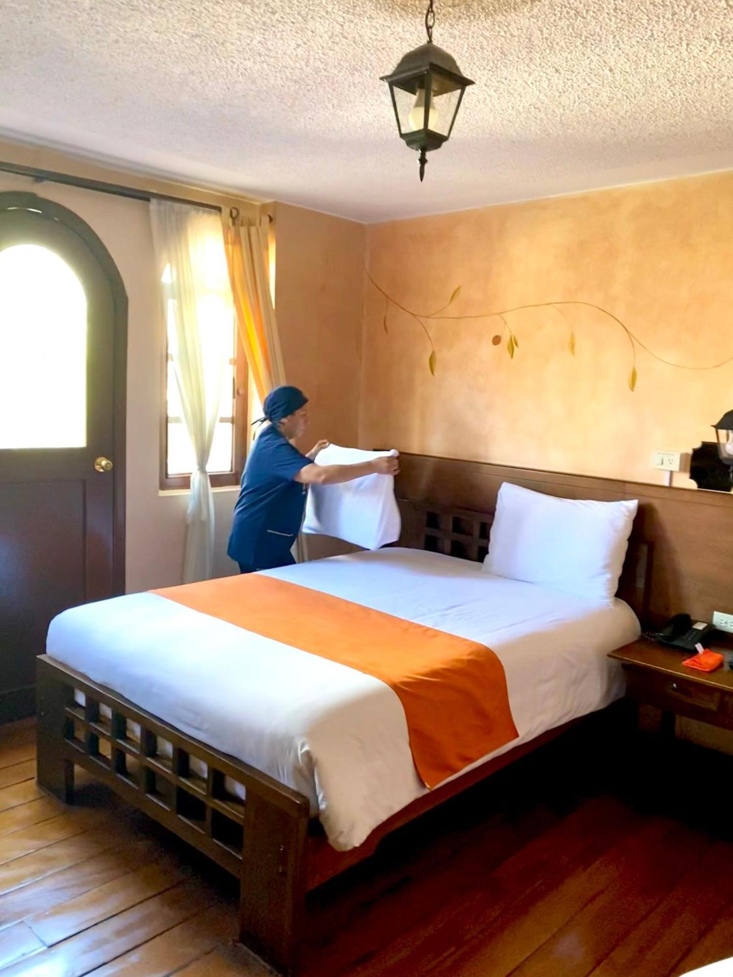 Kituandes Hotel Quito Exterior photo