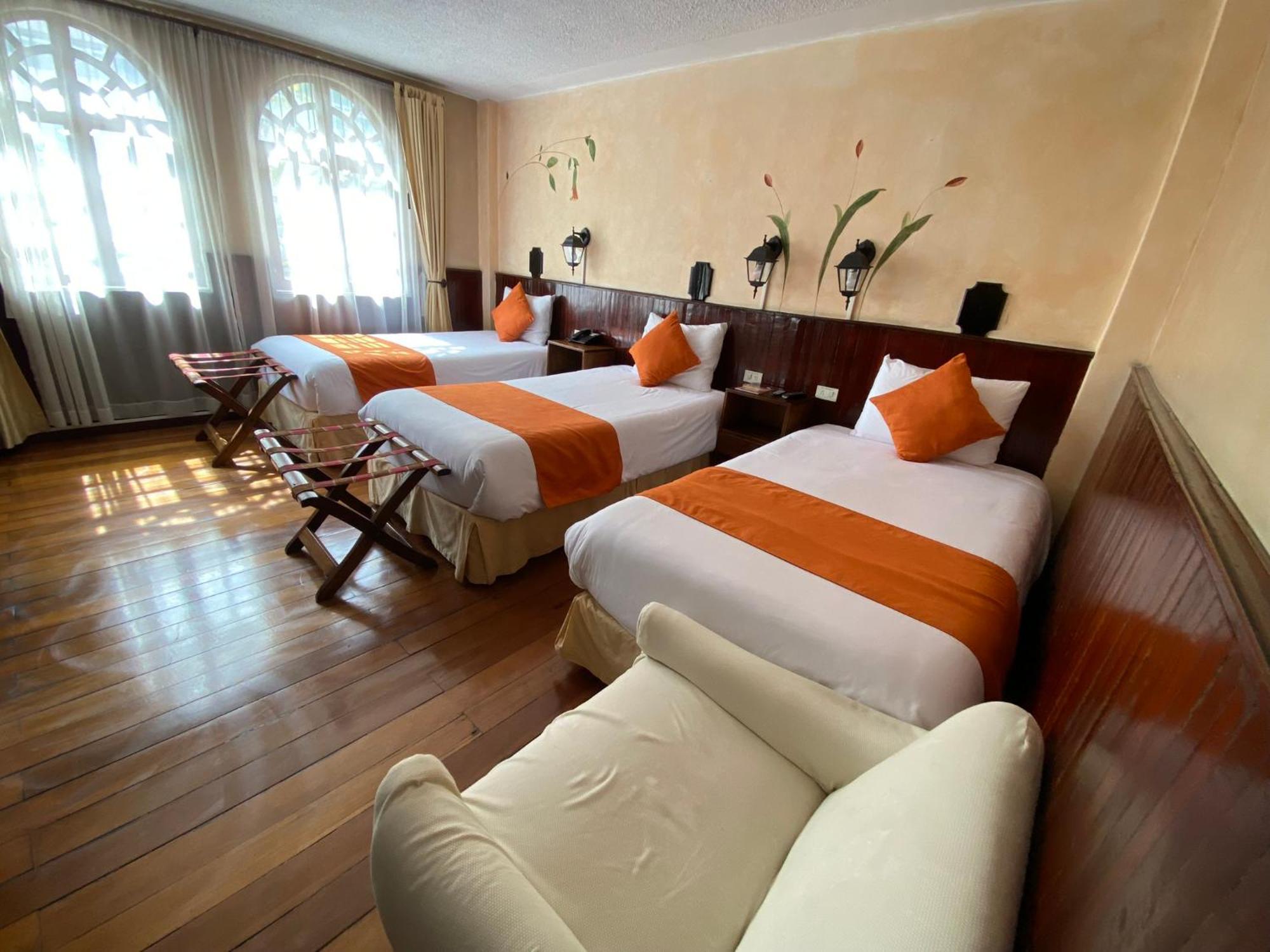Kituandes Hotel Quito Exterior photo